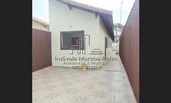 Imagem 5: Casa Nova com Piscina Lado Praia