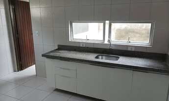 Imagem 3: Casa em Condomínio Fechado - Primeiro Andar ,3 Quartos no Barro Duro