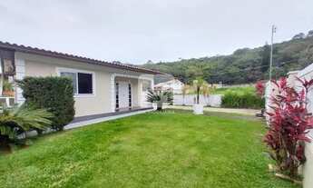 Imagem 2: Casa de 3 dormitórios no bairro Cacupé