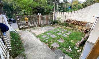 Imagem 3: 2 sobrados a venda sendo cada sobrado com 1 dormitório 66 m2 cada