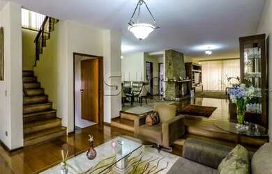 Imagem 4: Casa para locação ou venda no bairro Saúde,400 m², 4 quartos, 2 suítes,5banheiros,10 vaga