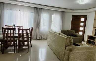 Imagem 6: Sobrado à venda no bairro Cruzeiro - São José dos Pinhais/PR