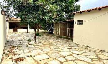 Imagem 3: Casa para venda com 210 metros quadrados com 3 quartos