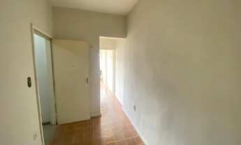 Imagem 3: Apartamento com 1 dormitório para alugar, 41 m² por R$ 815/mês - Centro - Juiz de Fora/MG