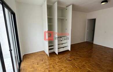 Imagem 6: Studio para locação com 42m2, todo reformado! Varanda, cooktop e geladeira. Ao lado da est