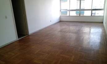 Imagem 3: Apartamento para aluguel possui 148 metros quadrados com 4 quartos em Centro - Juiz de For