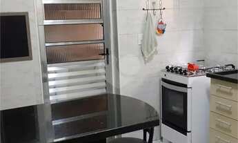 Imagem 6: Sobrado com dois quartos e edicula