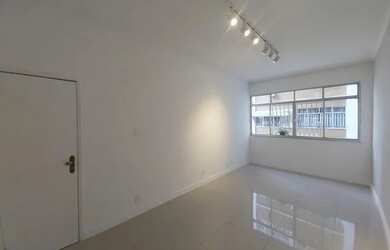 Imagem 2: Apartamento para venda com 75 metros quadrados com 2 quartos em Icaraí - Niterói - RJ