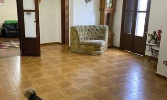 Imagem 3: Ampla casa residencial/comercial à venda no centro de Boituva-SP