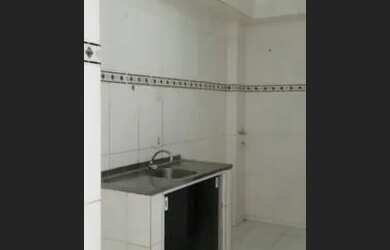 Imagem 6: Apartamento 2/4 em condomínio fechado