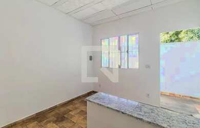 Imagem 2: Casa para Aluguel - Glória, 2 Quartos, 44 m2