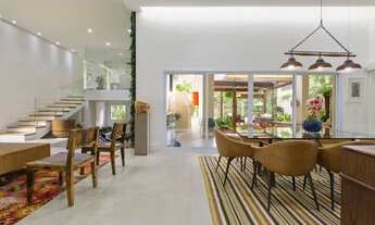 Imagem: Casa com Linda casa em terreno totalmente