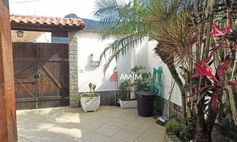 Imagem: Casa com 2 Quartos à Venda, 120 m² por