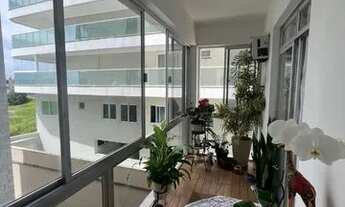 Imagem 3: 3 quartos, vista lateral mar, piscina