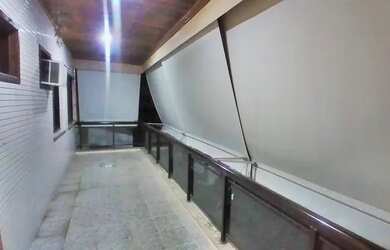 Imagem 3: Apt Recreio 2Qts(1St) +Dep reversível Repleto Armários Fundos Boa Varanda c/ Toldo 1Vg