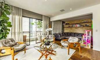 Imagem: A poucos passos da Praça Pereira Coutinho!