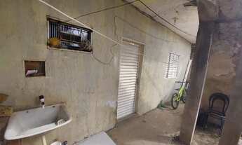 Imagem 4: Vendo Lote com 2 casas de 2 quartos e duas kitnetes..