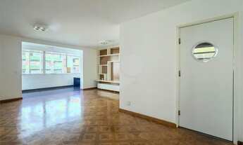 Imagem 4: Excelente oportunidade de adquirir um amplo e confortável apartamento no coração do Itaim