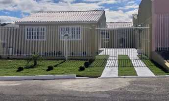 Imagem: Casa com edícula