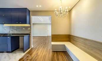 Imagem 8: Apartamento com planta ampla, reforma atual e lazer completo em localização vibrante, em P