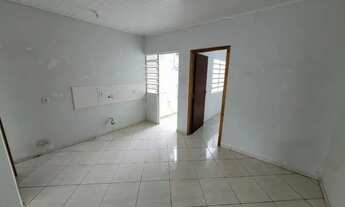 Imagem 4: Casa Perfeita para Você: 2 Dormitórios e Pronta para Morar!