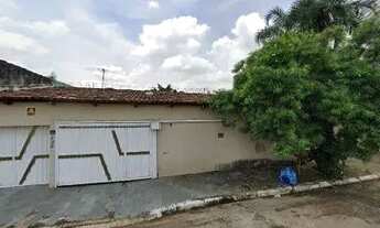 Imagem: CASA SETOR COIMBRA. PRÓXIMO AO HIPER MOREIRA