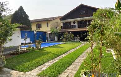 Imagem 2: Casa no Centro de Nogueira!