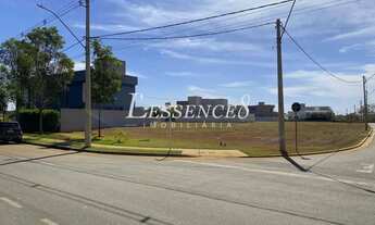 Imagem: Lote de Esquina em Condomínio Fechado 402m²