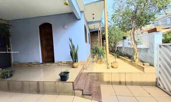 Imagem 3: Casa para Venda em Nova Iguaçu, Centro, 4 dormitórios, 1 suíte, 4 banheiros, 2 vagas