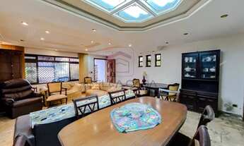 Imagem 3: Sobrado para venda possui 300 metros quadrados com 4 quartos em Vila Cláudia - São Paulo