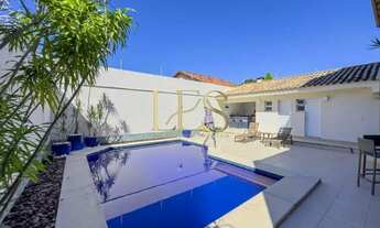 Imagem 3: Casa com Piscina á venda com 4 Quartos em Mata da Praia - Vitória ES