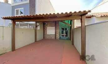 Imagem 3: Casa em Porto Alegre, no bairro Aberta dos Morros, com 2 dormitório(s), e 2 banheiros, à v