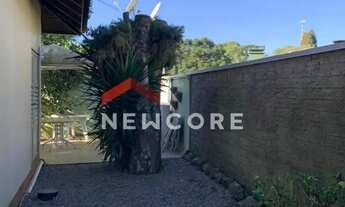 Imagem 4: Casa em Av. Central - Jardim dos Ipês - Gralha Azul - Gramado/RS