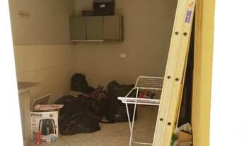 Imagem 7: 2 Comodos e 1 banheiro + Garagem para Moto + Corredor Grande ( Fundos do 1° andar de Sobra