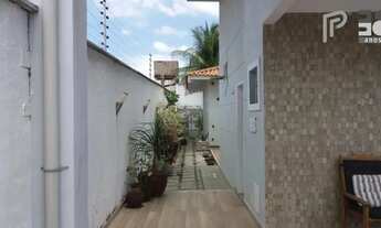 Imagem 6: Casa com 5 dormitórios à venda, 800 m² por R$ 2.500.000,00 - Quintas do Calhau