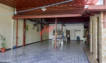 Imagem: Casa com 4 quartos e 2 pavimentos na Senador