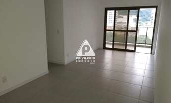 Imagem 2: Cobertura em Botafogo, 3 quartos, piscina, sauna, salão de festas e uma vaga na escritura