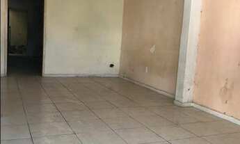 Imagem 2: Sobrado com 6 dormitórios à venda, 200 m² por R$ 470.000,00 - Fazendinha - Curitiba/PR