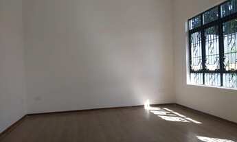 Imagem 4: Casa para Venda em Londrina, Jd. Universitario, 3 dormitórios, 1 suíte, 4 banheiros, 2 vag