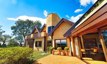 Imagem 5: Casa para venda com 1000 metros quadrados com 8 quartos em Alto do Capivari - Campos do Jo