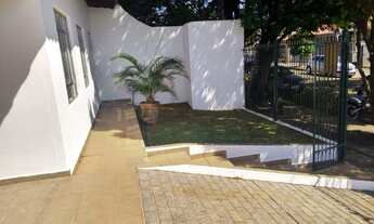 Imagem 2: Casa para Venda em Londrina, Jd. Universitario, 3 dormitórios, 1 suíte, 4 banheiros, 2 vag