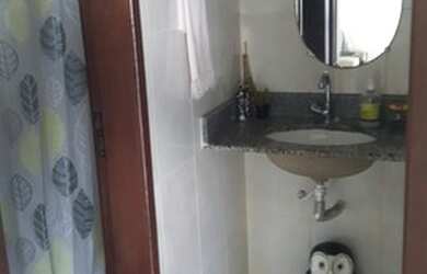 Imagem 5: 2 Casas sendo no mesmo terreno de 242 metros de área total para venda sendo 90 metros qu