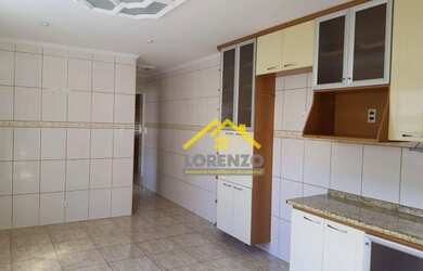 Imagem 3: Sobrado com 4 dormitórios à venda, 135 m² por R$ 380.000 - Jardim Santo André - Santo Andr