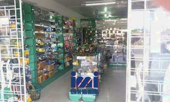 Imagem 5: Lojas com espaço de terreno em Praia de Leste