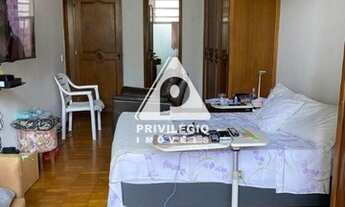 Imagem 2: Excelente 3 Quartos Com 2 Vagas em Laranjeiras!