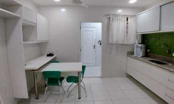 Imagem 4: Apartamento para venda tem 121 metros quadrados com 3 quartos em Embaré - Santos - SP