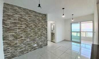 Imagem 2: Apartamento para venda possui 65 metros quadrados com 2 quartos em Ocian - Praia Grande