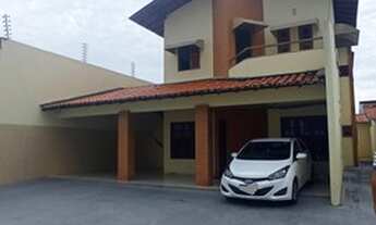 Imagem 3: Casa duplex para aluguel e venda tem 300 metros quadrados com 5 quartos