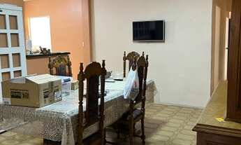 Imagem 7: Casa para venda tem 116 metros quadrados com 4 quartos em Vila Pinheiro - Jacareí - SP