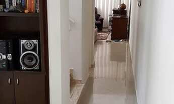 Imagem 2: Sobrado à venda na Vila Suissa, com 137 m², 3 dormitórios, sendo 1 suíte máster, 2 vagas c